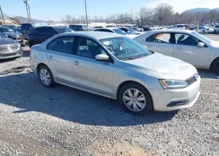 3VWDP7AJ0CM332645: 44249874