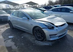 5YJ3E1EB6JF065064: 44257283