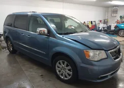 2C4RC1CG5CR125082: 44258334