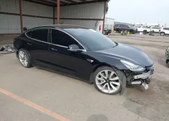 5YJ3E1EB7JF186833: 44259495