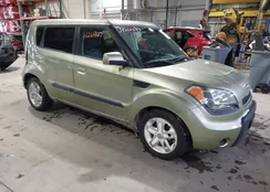 KNDJT2A29A7178327: 44261427