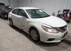 1N4AL3APXHC281961: 44262340