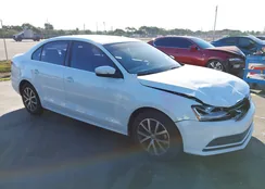 3VWDB7AJ5HM400377: 44266632