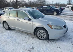 1HGCP2F37AA033242: 44270328