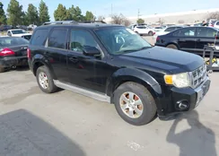 1FMCU493X9KA58622: 44273070