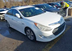 KMHEC4A40DA081065: 44274386