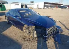 5YJSA1E40GF126555: 44275082