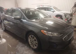 3FA6P0H72LR261535: 44275532