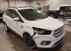 1FMCU0GD9JUA08548: 44275590