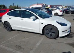 5YJ3E1EA9PF402410: 44274805