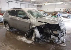 3C4NJDBB9NT135254: 44276928