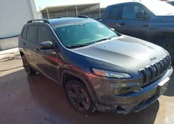 1C4PJLCB7FW723232: 44279232