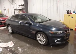 1G1ZE5ST2GF233875: 44279645