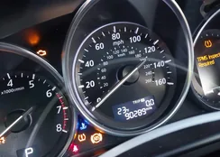 JM3KE4DY2F0551497: 44282174