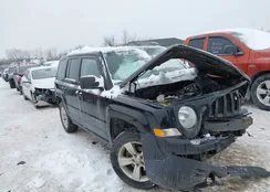 1C4NJRFBXGD775957: 44282356