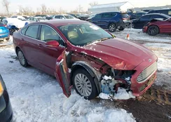 3FA6P0LU2GR171207: 44284551