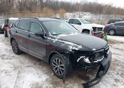 3VV2B7AX2JM004087: 44283882