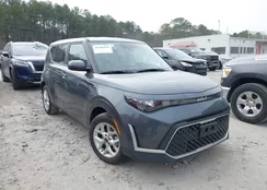 KNDJ23AU3S7961297: 44285163