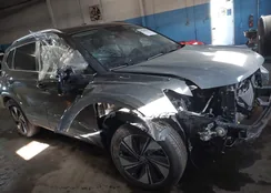 3VVVX7B2XRM018445: 44285281