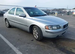 YV1RS61R112030674: 44285361