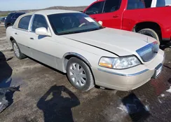 1LNHM82W55Y608589: 44285491