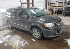 2C4RC1BGXFR596893: 44285504