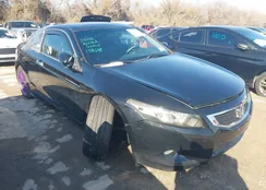 1HGCS2B80AA008568: 44285645