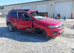 3C4NJDBN2ST561079: 44287552