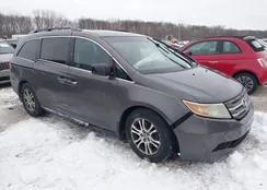 5FNRL5H65CB013627: 44289170