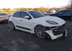 WP1AA2A55PLB05695: 44290102