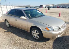 4T1BG22K8XU861956: 44290347