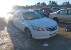 1HGCP2F40CA185570: 44289957