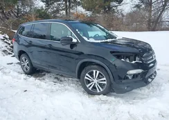 5FNYF5H39JB017900: 44292244