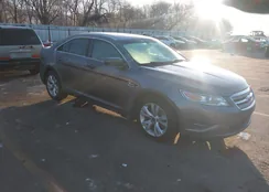 1FAHP2EW8CG118242: 44295085