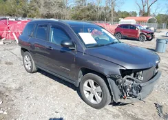 1C4NJCBA3HD147718: 44295192