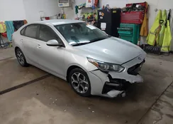 3KPF24AD8LE242799: 44296030