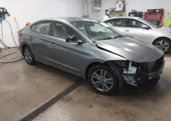 5NPD84LF2JH265945: 44296196