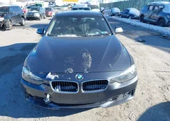 WBA3B5G51DNS01577: 44298087