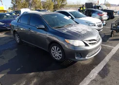 2T1BU4EE2CC773524: 44298272