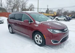 2C4RC1EG6HR811894: 44297643