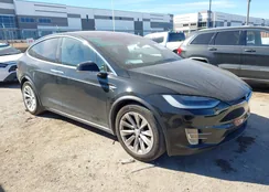 5YJXCBE22HF049421: 44297814