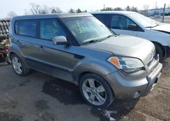 KNDJT2A2XB7232476: 44300611