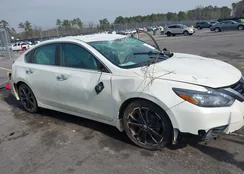 1N4AL3AP8HC230569: 44299972