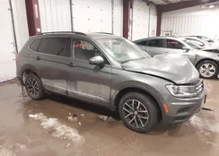 3VV2B7AX3MM134965: 44299975