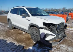 3VVCX7B25NM086511: 44301235