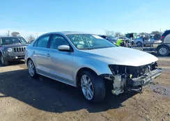 3VW3A7AJ5FM280284: 44301475