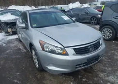 1HGCP26858A048778: 44302273