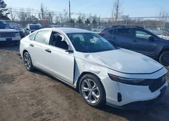 1HGCY1F28PA033709: 44303400