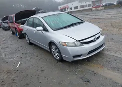 2HGFA1F56AH318767: 44302653