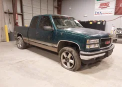 2GTEK19R9W1526177: 44304086